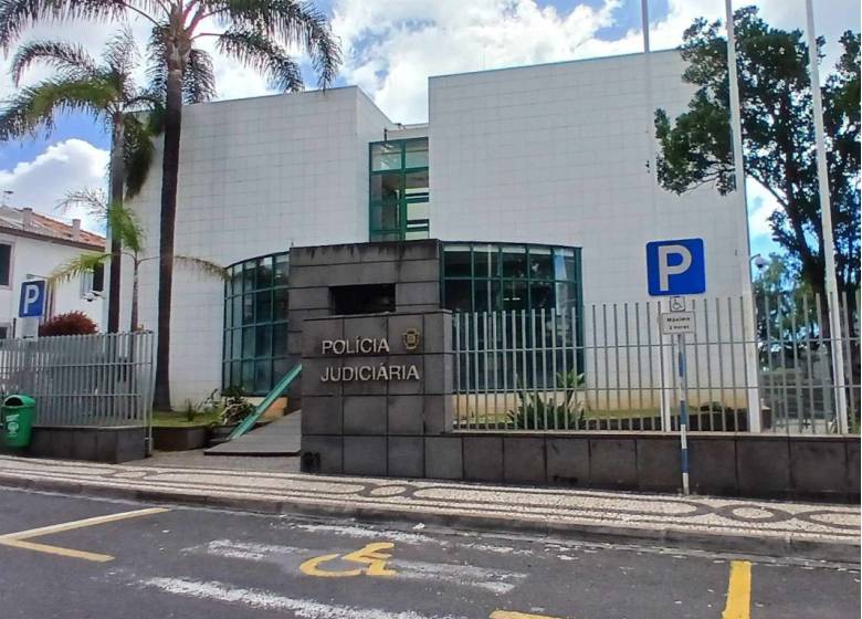 Detidos três proprietários de lojas de venda de canábis na Madeira; houve buscas em 11 estabelecimentos